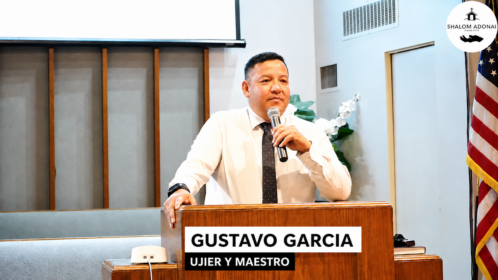 Hno. Gustavo Garcia maestro de Escuela Bíblica de Adultos